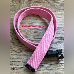 Pink Levi’s belt